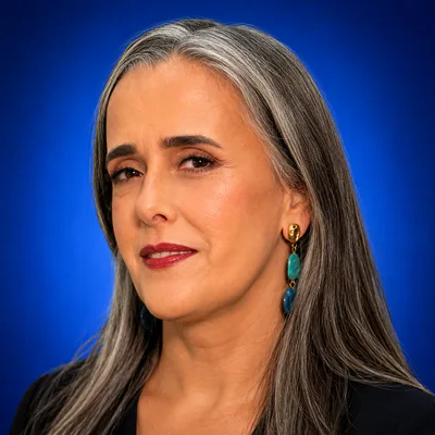Manuela Oliveira   